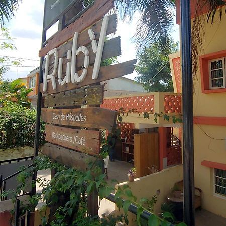 Ruby - Casa De Hospedes - Backpackers Nampula Eksteriør bilde