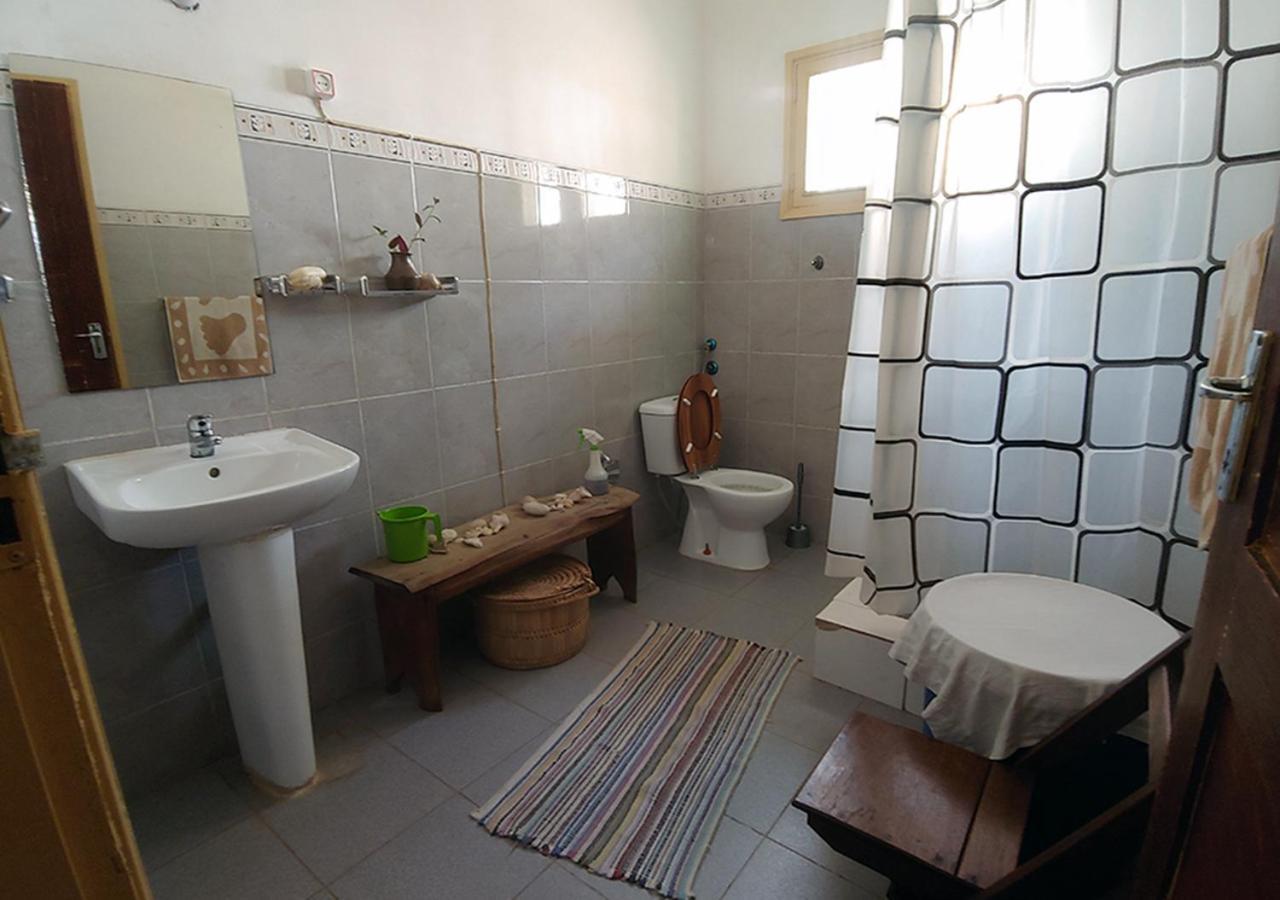 Ruby - Casa De Hospedes - Backpackers Nampula Eksteriør bilde