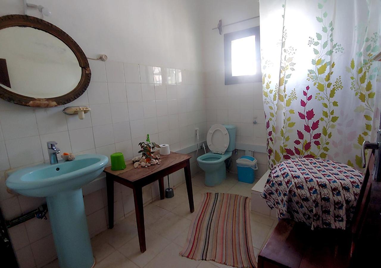 Ruby - Casa De Hospedes - Backpackers Nampula Eksteriør bilde