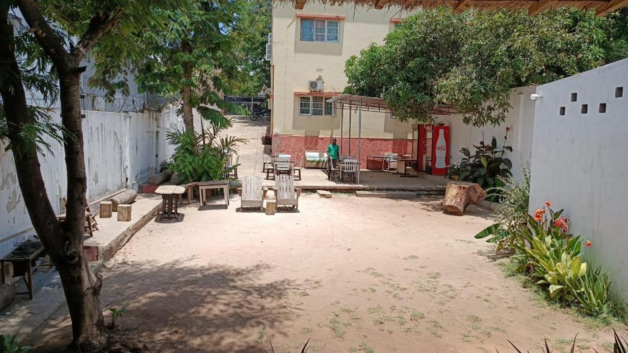 Ruby - Casa De Hospedes - Backpackers Nampula Eksteriør bilde