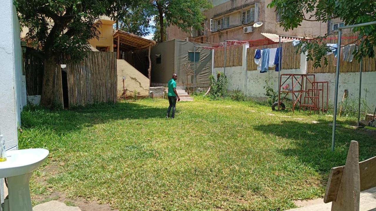 Ruby - Casa De Hospedes - Backpackers Nampula Eksteriør bilde